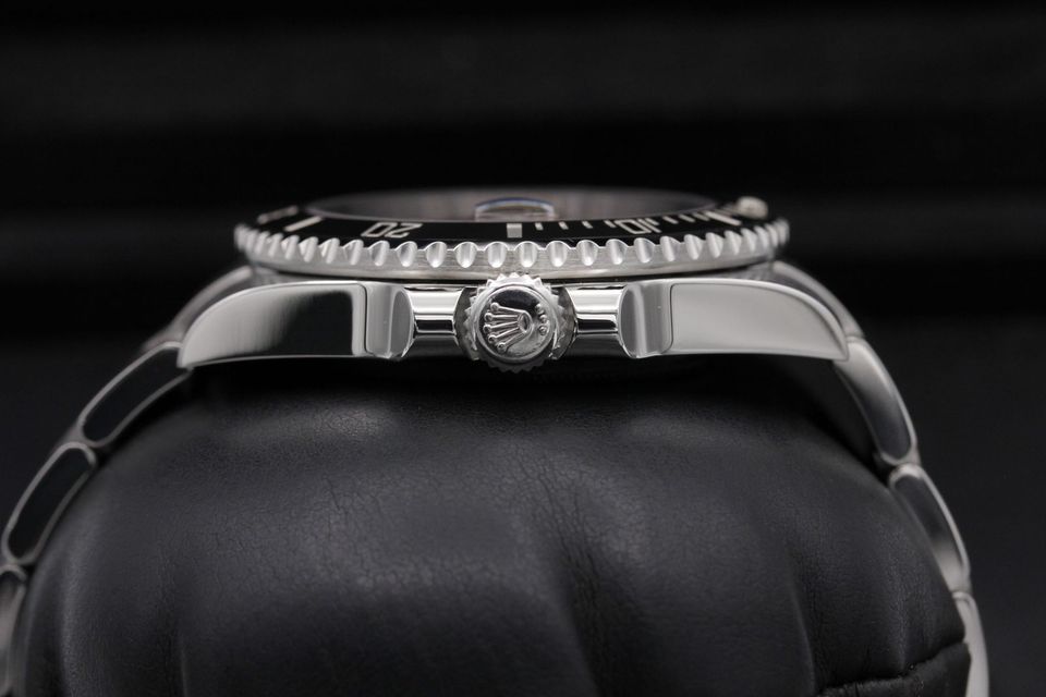 Rolex Submariner 116610 LN Image 3